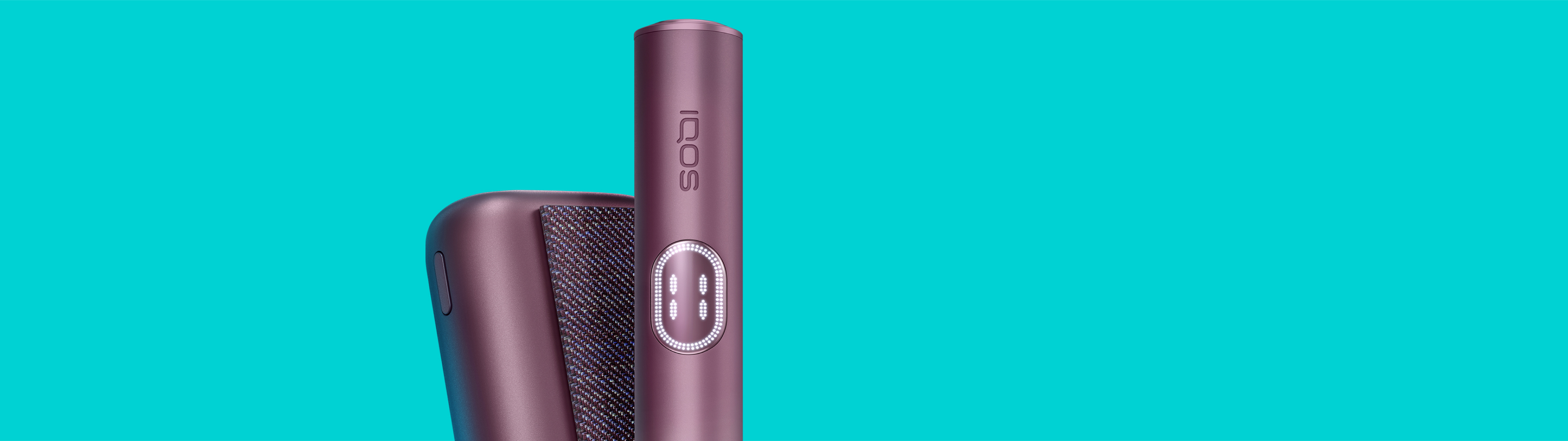 IQOS ILUMA i PRIME a IQOS app na tyrkysovém pozadí